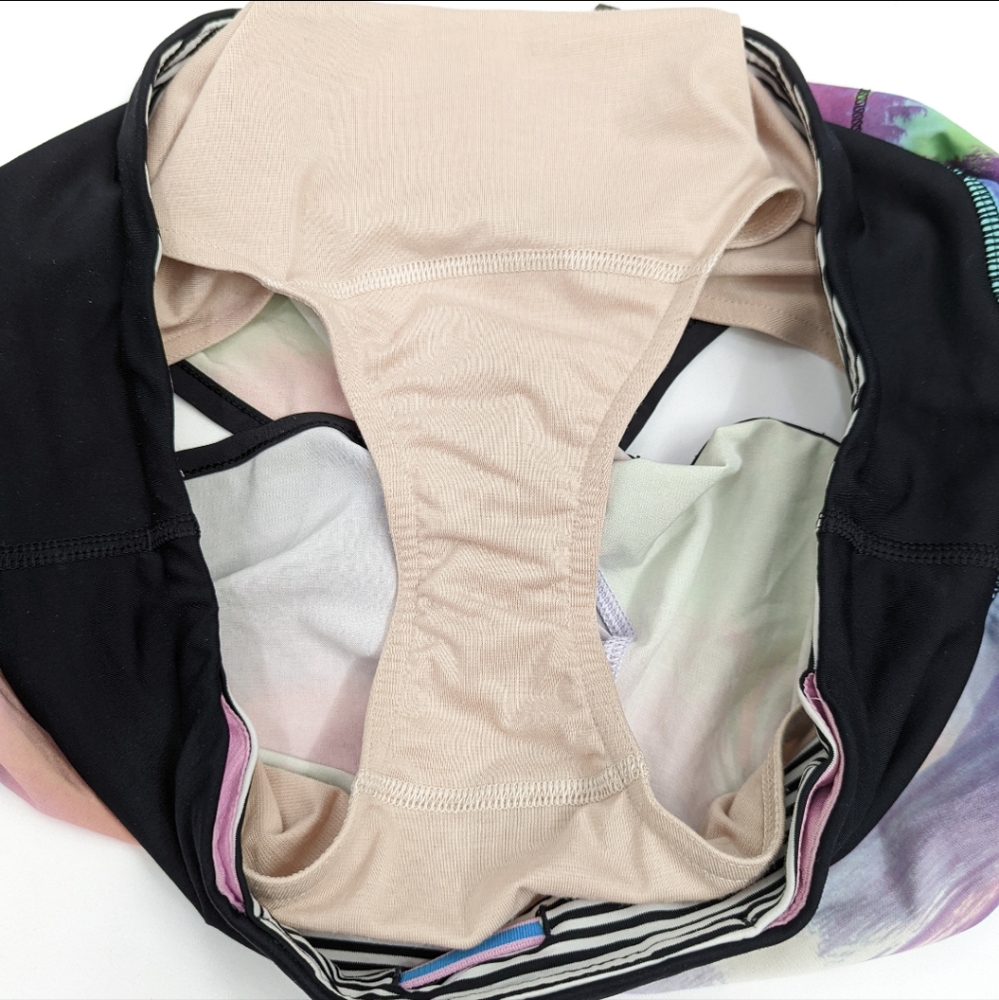🦄 RARE Lululemon Sky To Seawheeze Speed Short - Picture 8 of 8